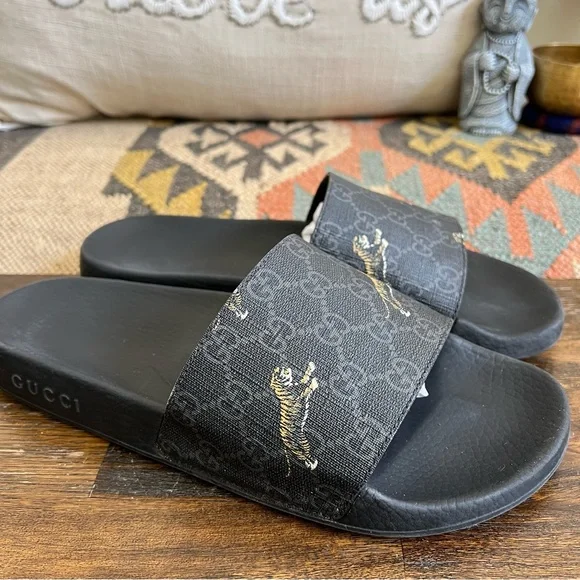 GUCCI GG Supreme Tiger Slide Sandals Gucci Size 10 US10.5 - Picture 4 of 15